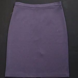 St John lavender pencil skirt. Size 8